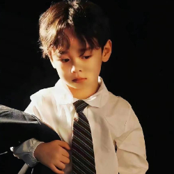 阳光开朗大男孩