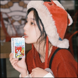 一二爱上蜜桃猫