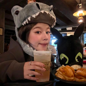 五颜六色的五粮液